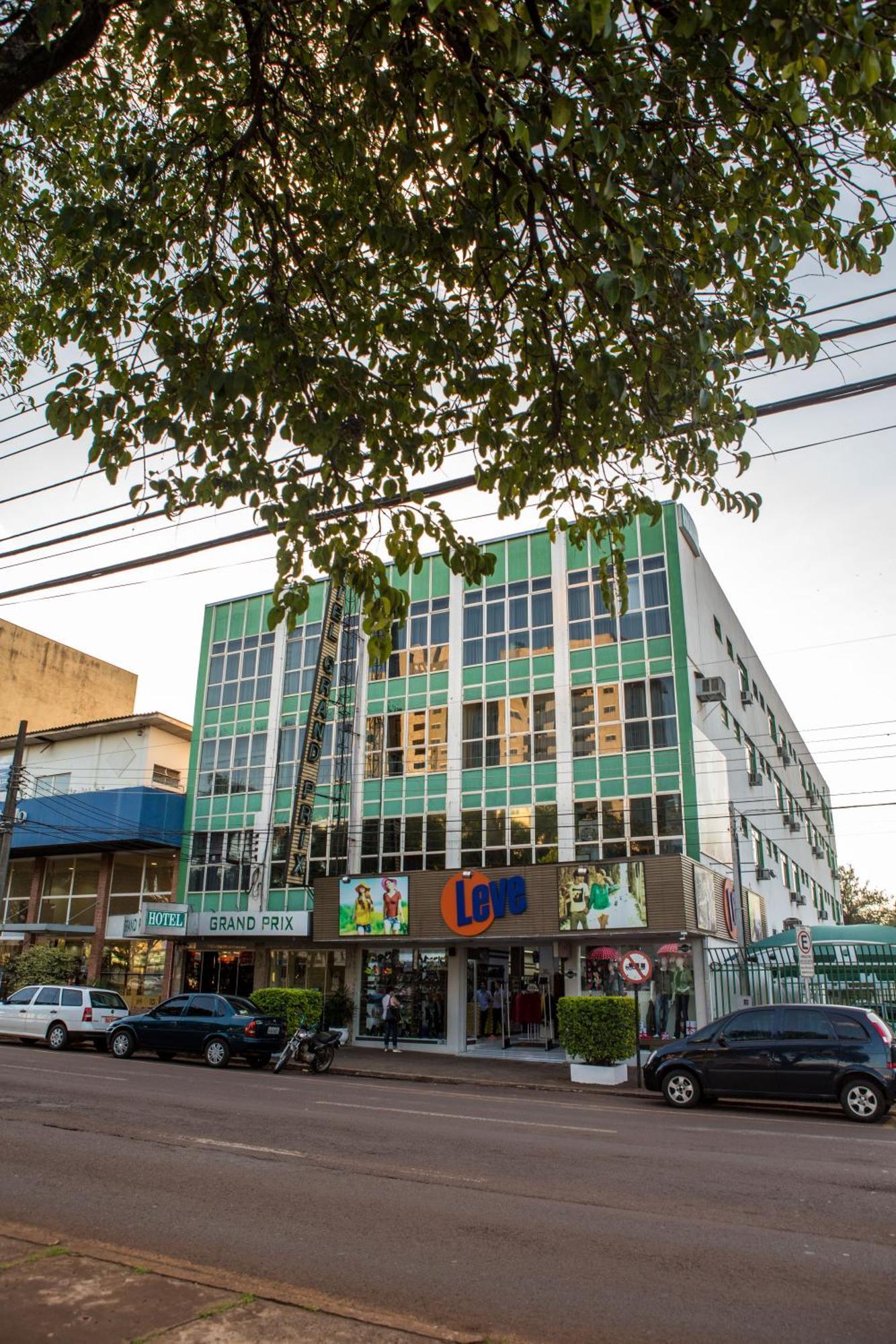 大奖赛酒店 卡斯卡韦尔 外观 照片